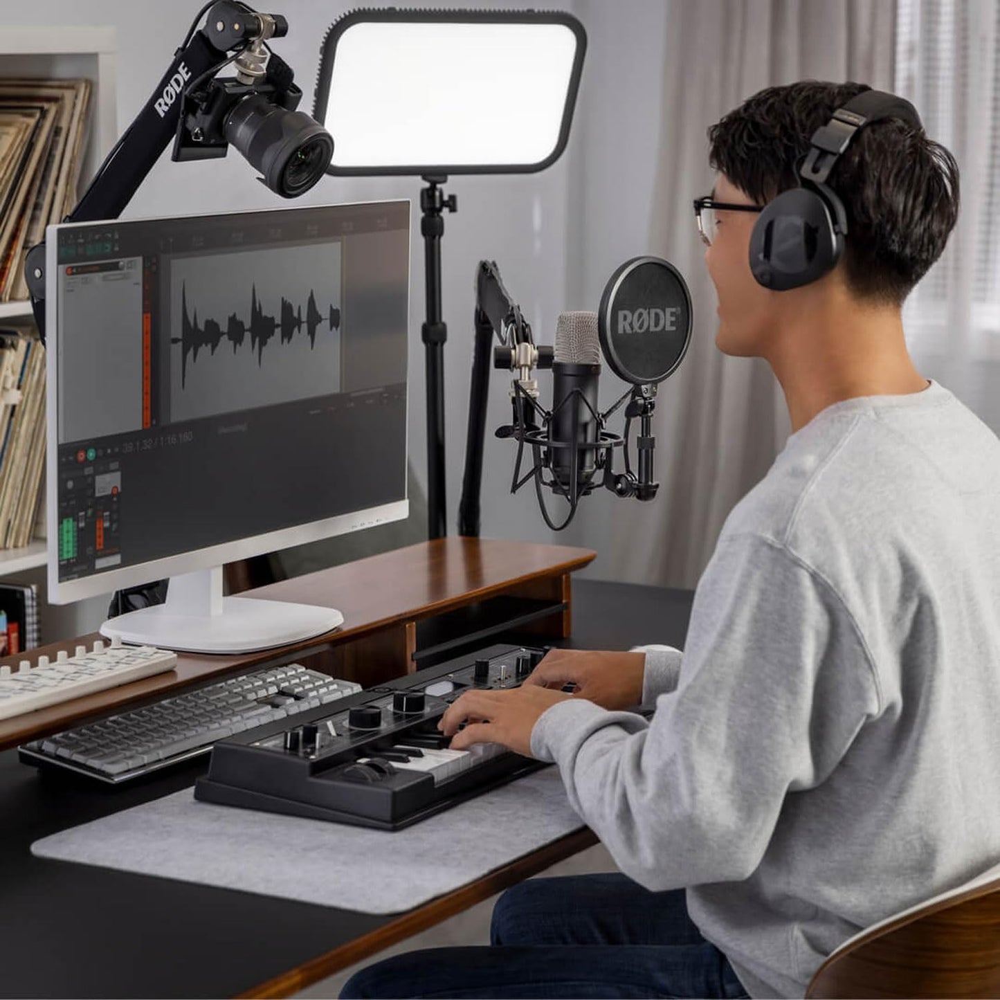 Rode NT1 Signature Black Kondensator-Mikrofon + Art USBMix4 Mischpult + keepdrum Mikrofasertuch